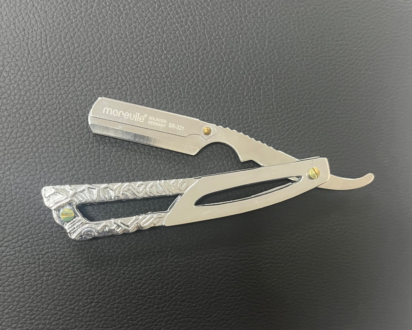 MOREVILE MAMBA SILVER RAZOR
