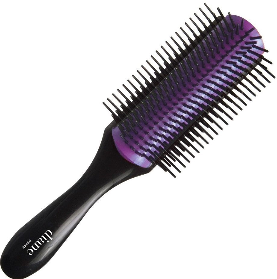CEPILLO DE PEINADO DE NYLON DIANE D9742