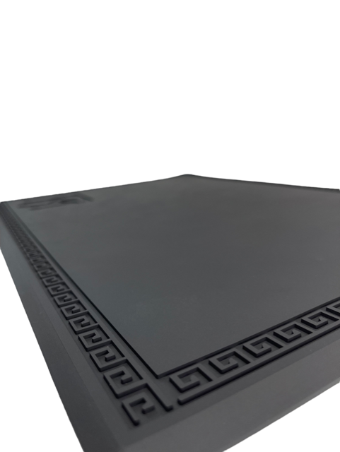 MANE TAME MT BLACK BARBER STATION MAT